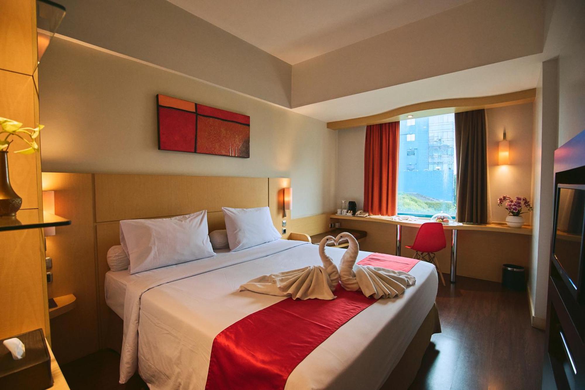 Horison Arcadia Wahid Hasyim Hotel Jakarta Ngoại thất bức ảnh
